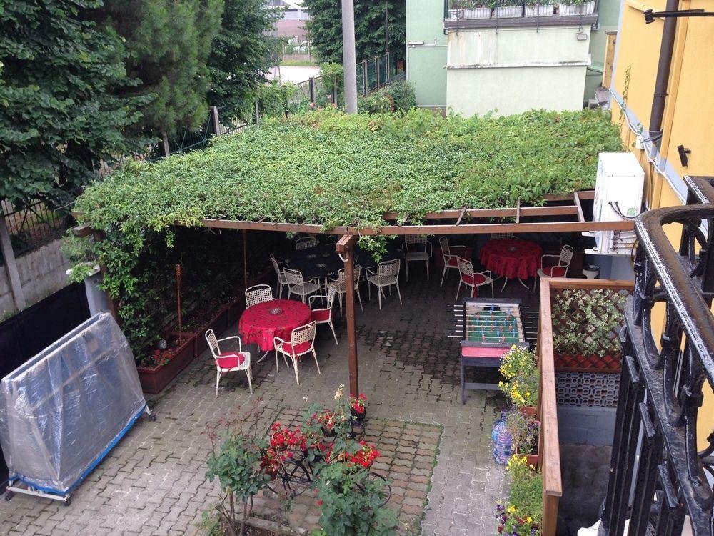 Hotel Bonola Milan Exterior photo
