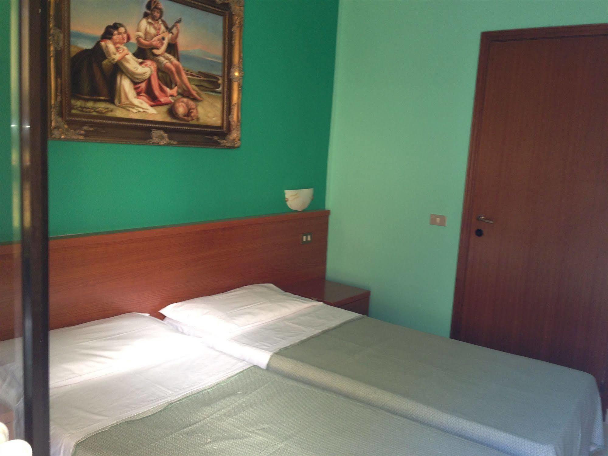 Hotel Bonola Milan Exterior photo